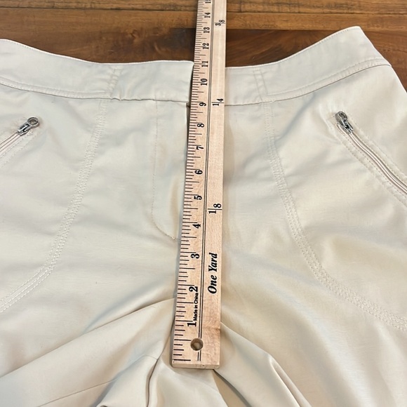 TAIL tan short - Picture 5 of 6